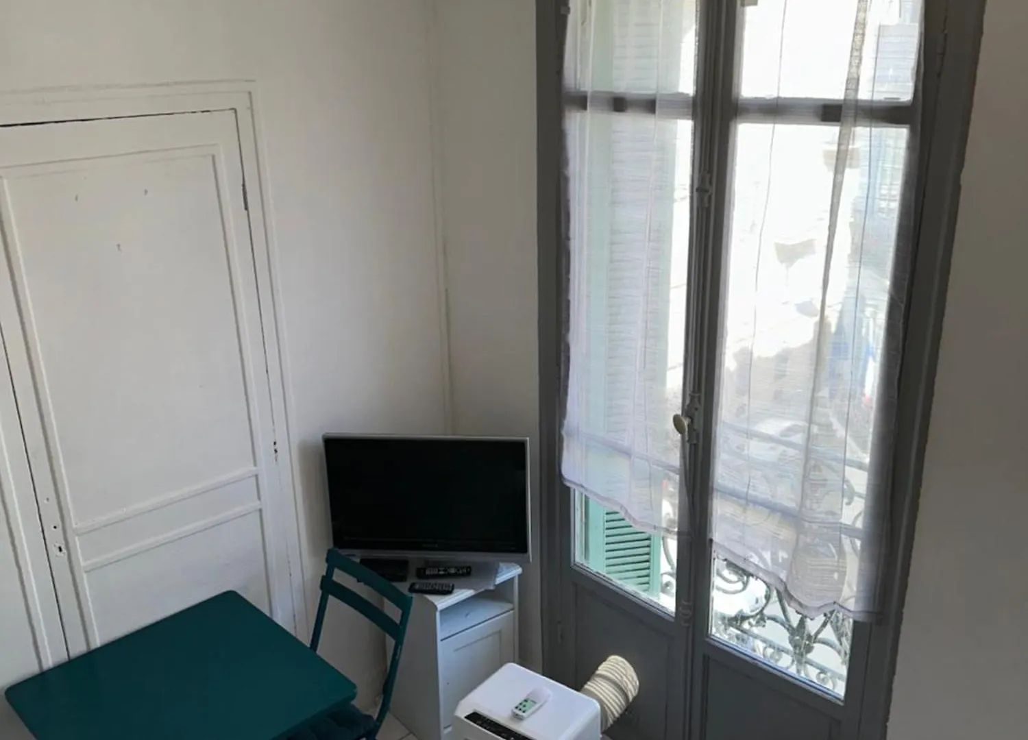 Les Balconnets Ap3 Centre Ville Nizza Kapselhotel